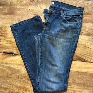 Size 14 straight leg jeans. Great condition.